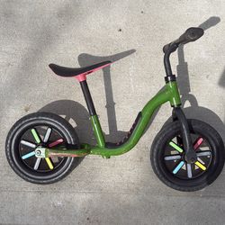 Kids balance bike