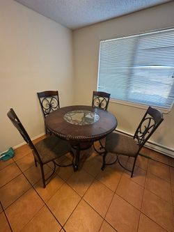 Dinning table