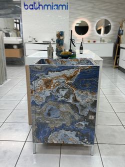 24" Freestanding Solid Wood Bathroom Vanity