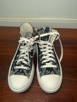 Converse Chuck Taylor High Top Sneakers 7.5