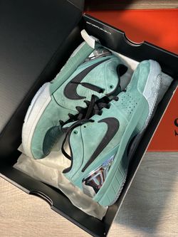 Kobe Girl Dad Size 9