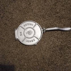 New In Box La Mexicana Torilla Press