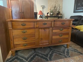 Big Dresser -NEGOTIABLE