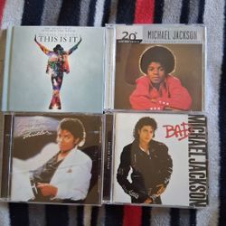 🕺🏻4 Michael Jackson CD's🕺🏻