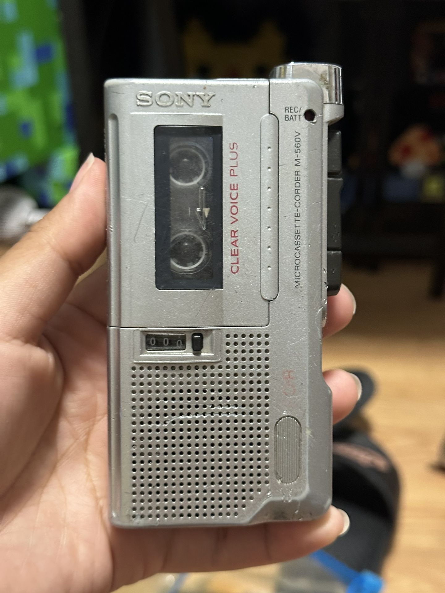 Sony M-560V Microcassette Voice Recorder. 