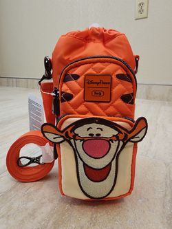 Disney Park- Tigger water bottle lug