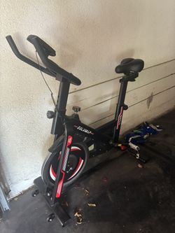 Eulumap Indoor Cycling Exercise Bike – Smooth & Quiet Ride (Black/Red)
