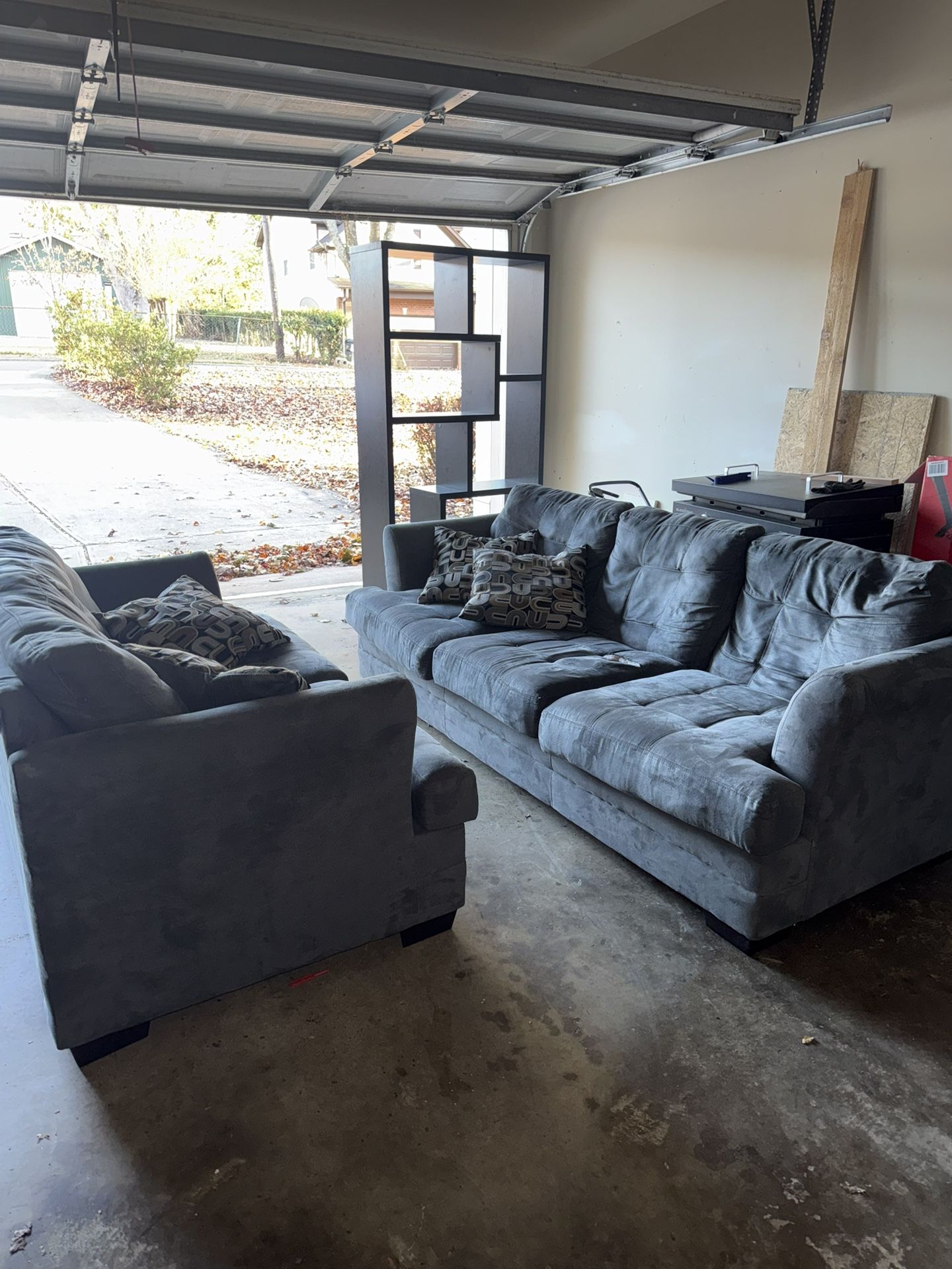 Couch Set Rooms To Go