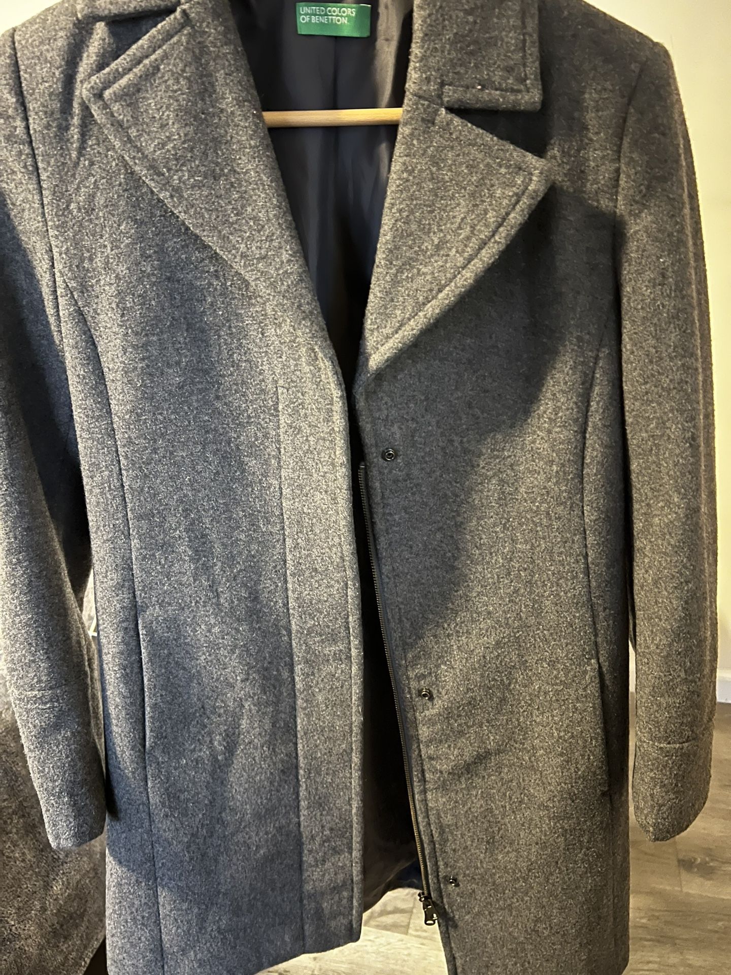 Coat Woman’s Gray