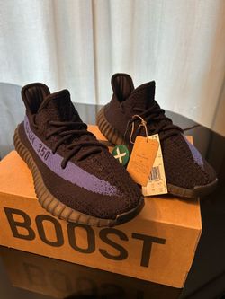 Men’s Yeezy Boost 350 V2 Shoes