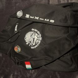 Black Hoodie - L Adults 