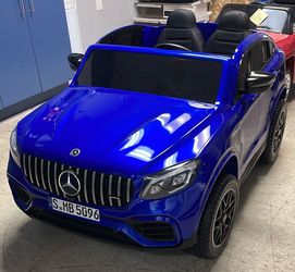 Ride on toy kids electric car Mercedes Benz with remote control