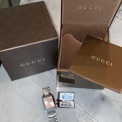 Gucci Women's G-Timeless Watch 