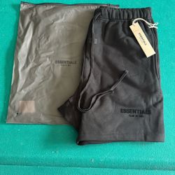 Black Essentials Shorts (Small)