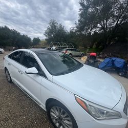 2015 Hyundai Sonata · Limited 2.0T Sedan 4D