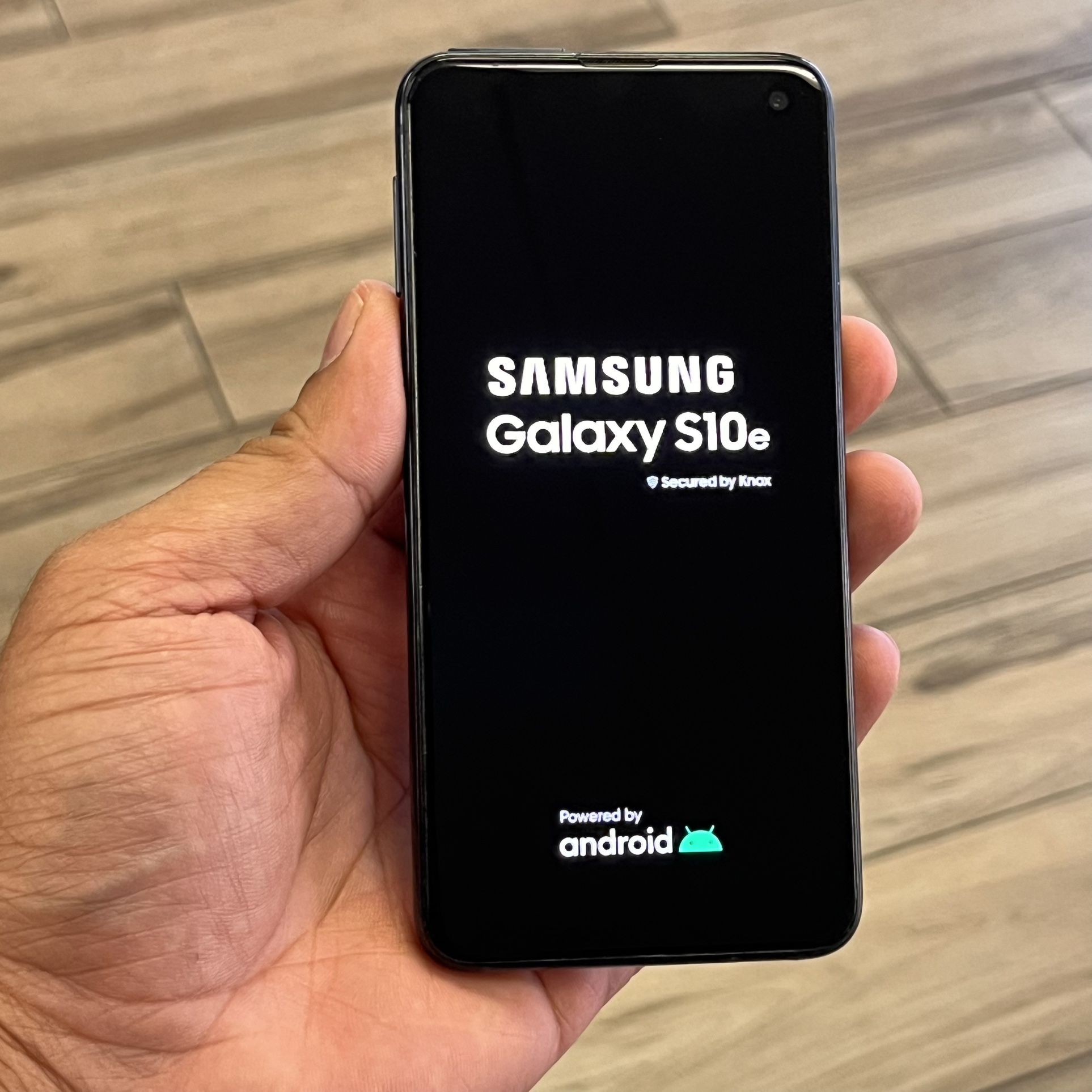 Samsung Galaxy S10e 128GB Unlocked 