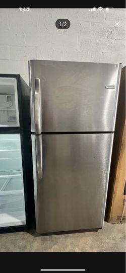 Frigidaire top freezer refrigerator “36 ( Refrigeradores )