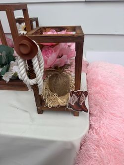 Center pieces