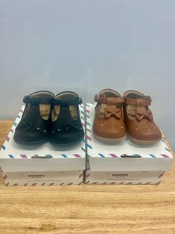 Style Comfort Kids Girls T-Bar Shoes US 4 – 2 Pairs