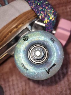 Black Pearl Luminous Wheels, Heart Toestoppers, Multicolor Toecovers, Metallic Ice Blue Shoelaces