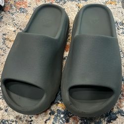 Yezzy slides