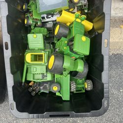Tote Filled With John Deer