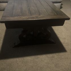 Coffee Table RC Willey Solid Scroll Legs 