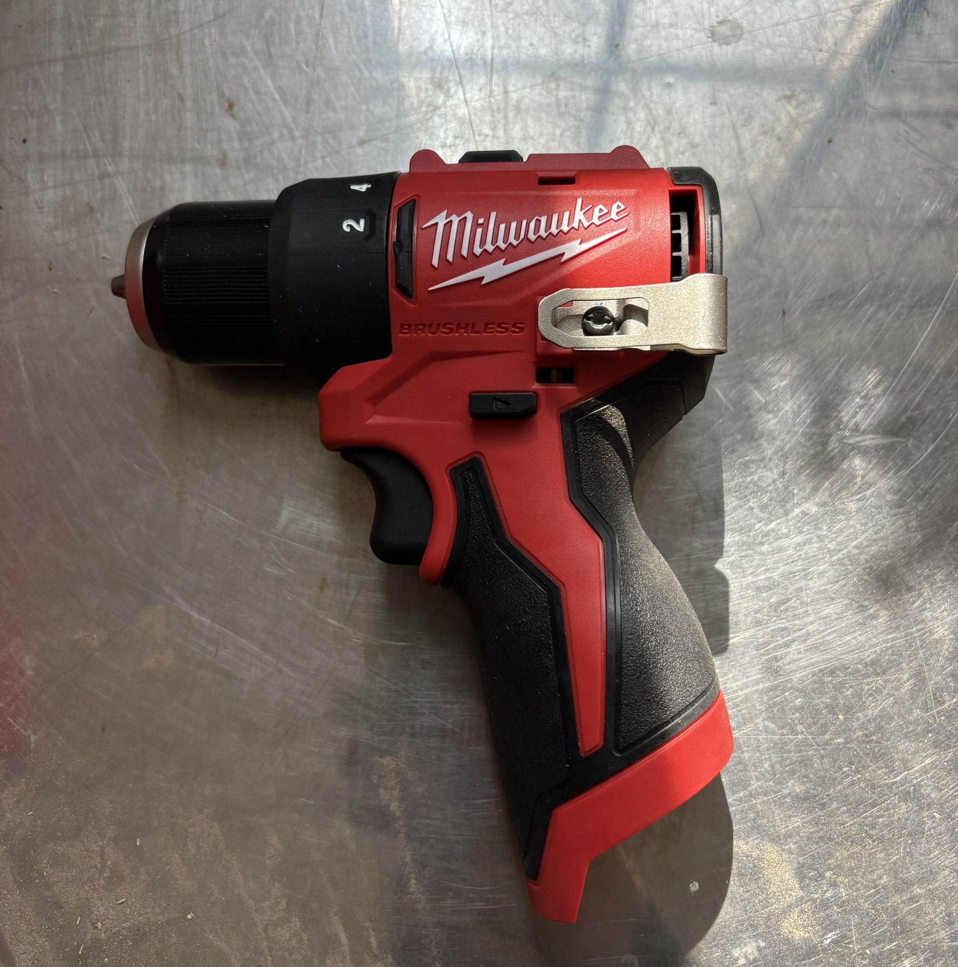 Milwaukee Subcompact Drill Driver