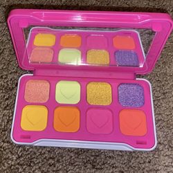 Revolution Eyeshadow Palette 