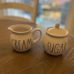 Rae Dunn Cream And Sugar Set 