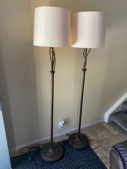Free floor lamps