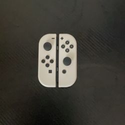 White Nintendo Switch Controllers 