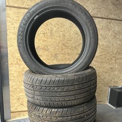 Blackhawk Street-H HUO2 235/45/zr17