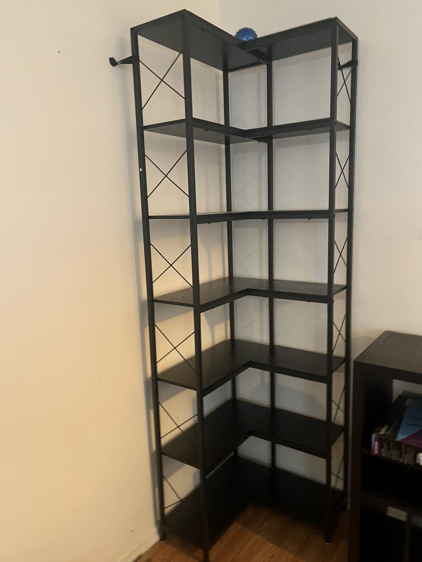 Free Corner Shelf