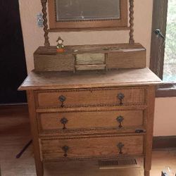 Oak Wood Table With Mirror