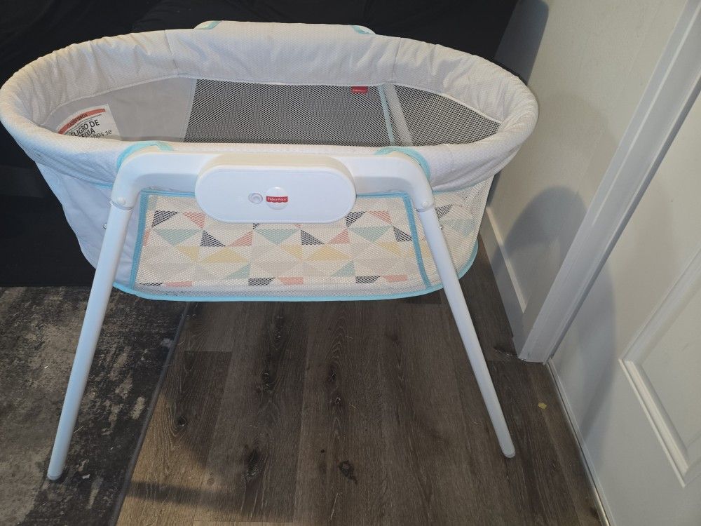 Fisherprice Bassinet