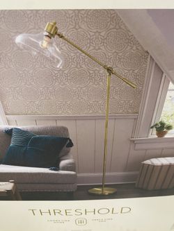 Threshold Crosby Floor Lamp