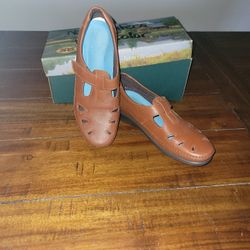 SAS Leather Loafer  Size 7