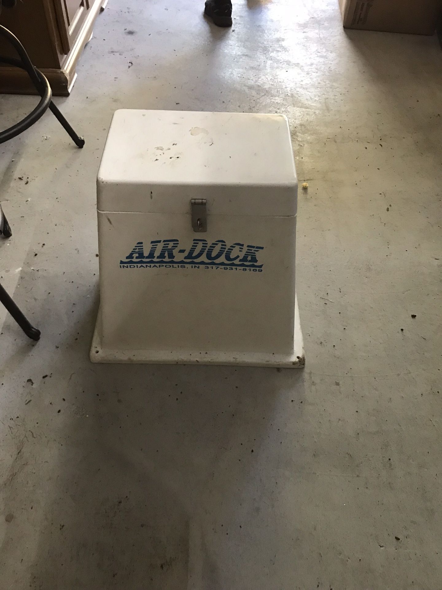 Air Dock Inflation Device