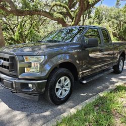 2017 Ford F150 XLT 4x4