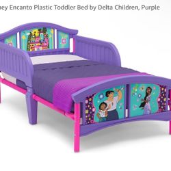 Encanto Toddler Bed w/ Mattress – Like New!