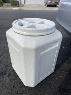 Gamma Vittles Vault Plus Pet Food Container, 50 lbs., Large
