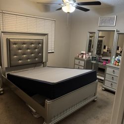 Diva Bedroom Set