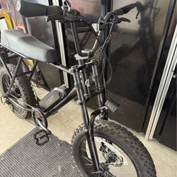 SWFT ZIP eBike with 37mi Max Operating Range & 20 mph Max Speed - Black