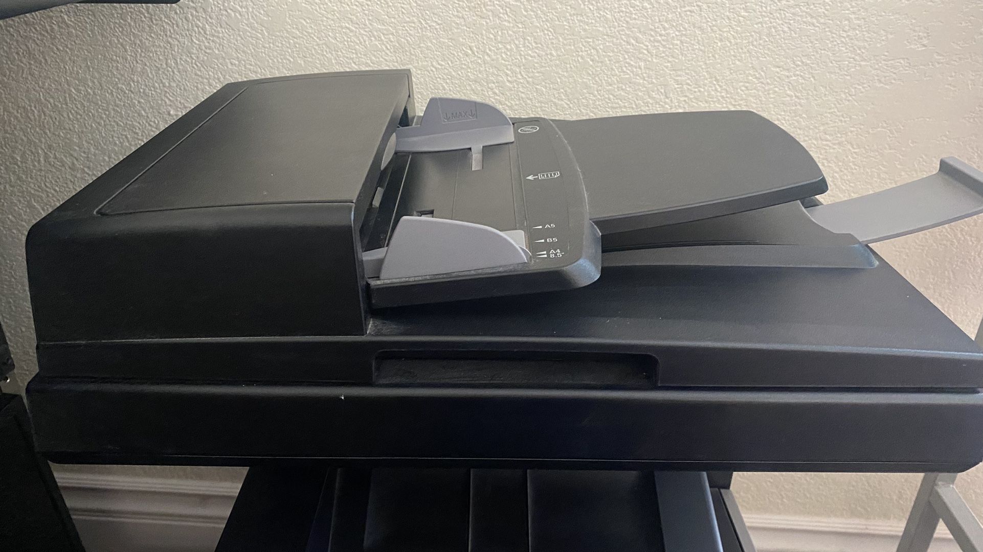 Dell MFP 3115CN Color Laser Printer 4 in 1 for Sale in Las Vegas, NV