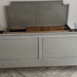 King bed set complete