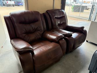 Power reclining chairs x 2 pieces