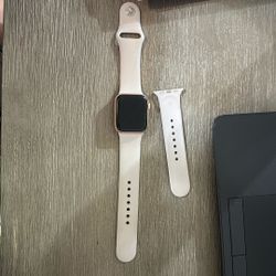 Rose Gold Apple Watch SE