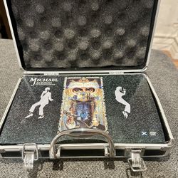 MICHAEL JACKSON THE ULTIMATE COLLECTION