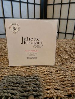 Juliette has a Gun Not a Perfume EDP
